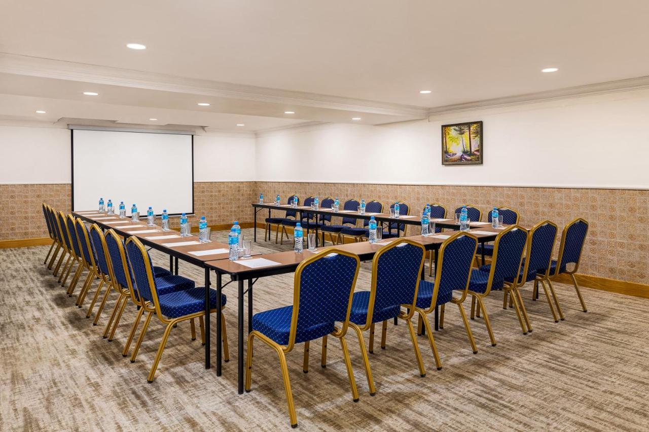 Wyndham Baku 호텔 외부 사진